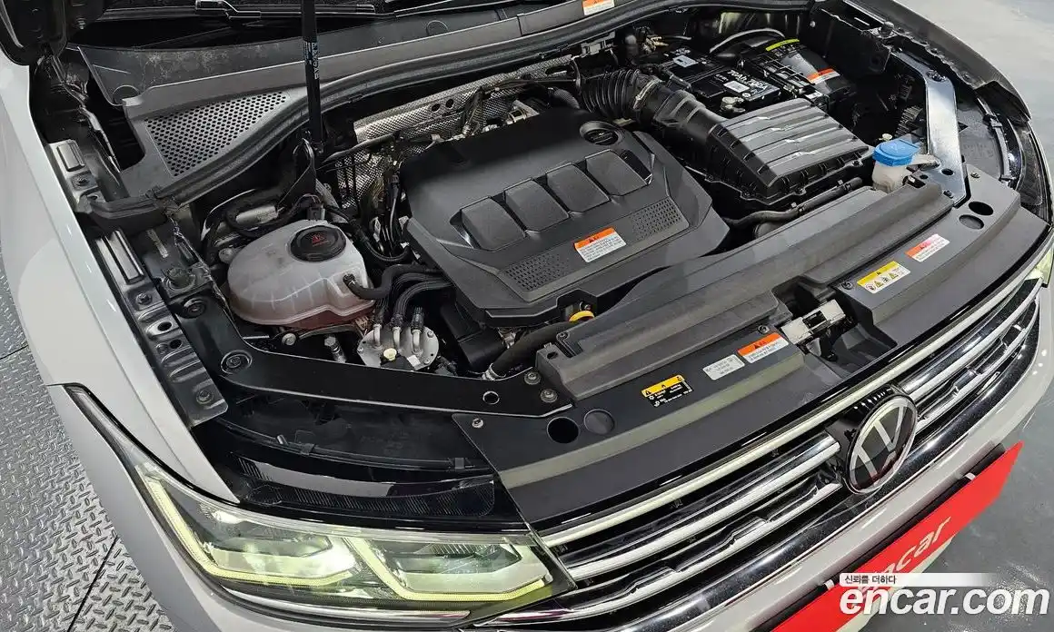 Volkswagen Tiguan 2023 2.0 Автомат в Москве № 499907, фото 6