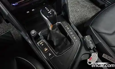 Volkswagen Tiguan 2023 2.0 Автомат в Москве № 499907, миниатюра 9