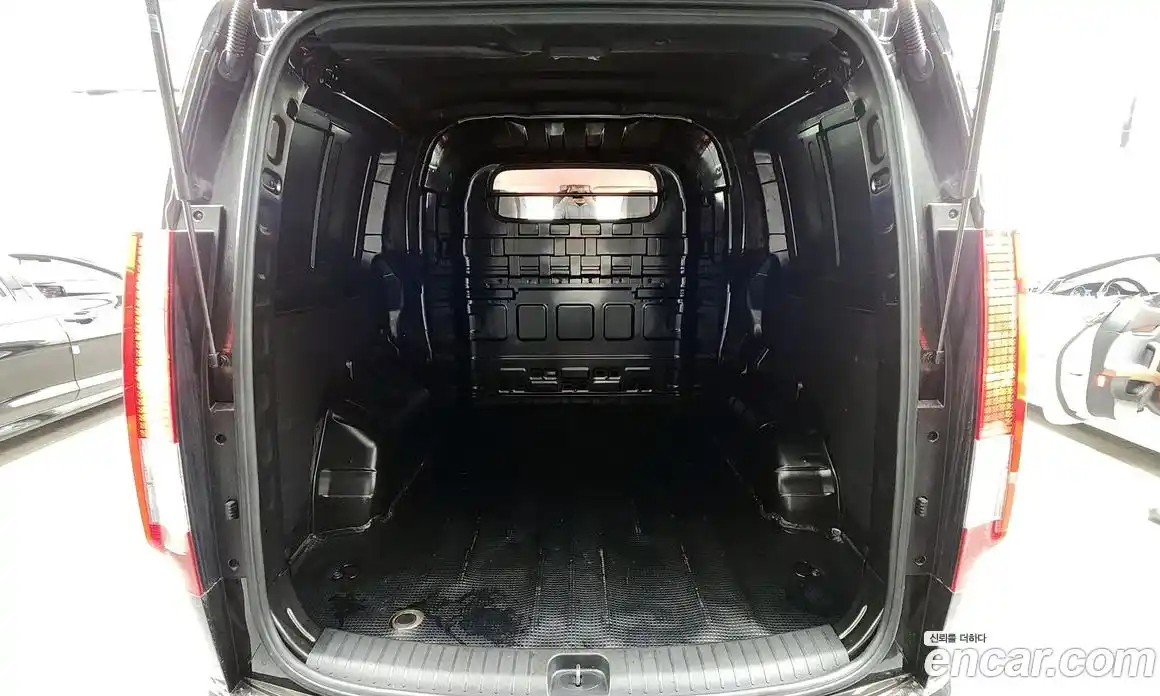 Hyundai Staria 2025 2.2 Автомат в Москве № 517022, фото 20