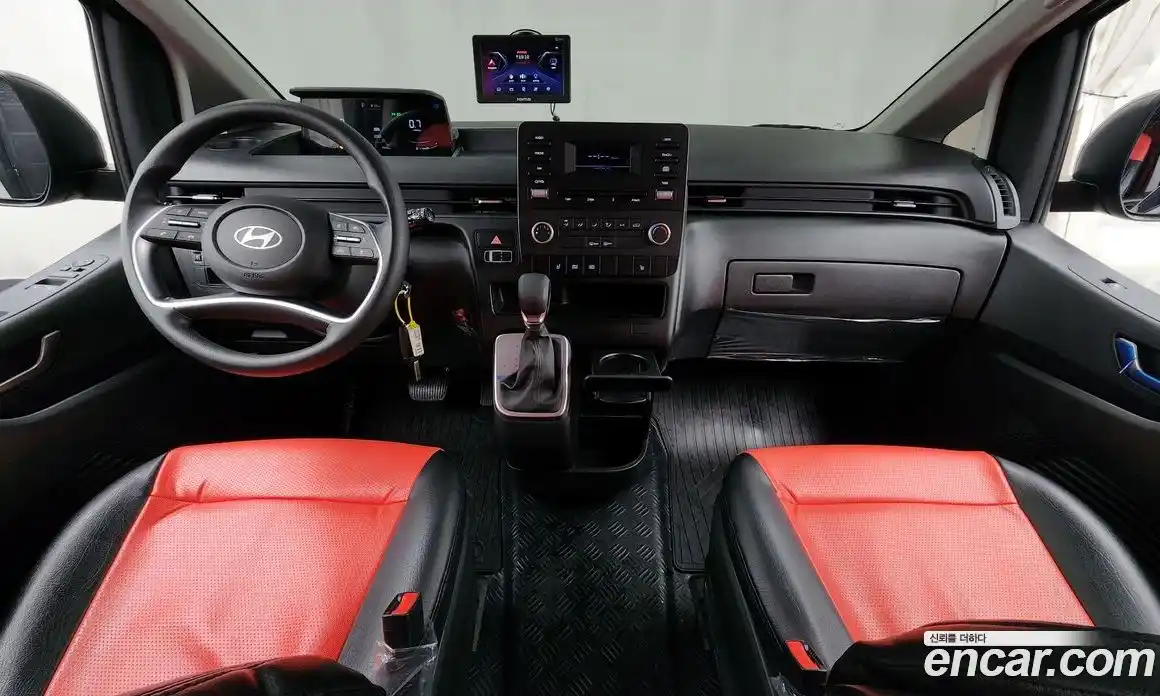 Hyundai Staria 2025 2.2 Автомат в Москве № 517022, фото 7