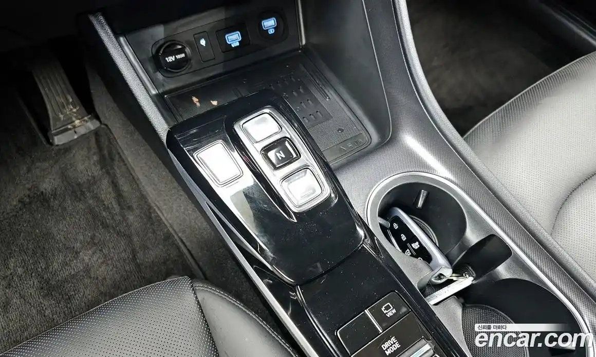 Hyundai Sonata 2020 2.0 Автомат в Москве № 517374, фото 9