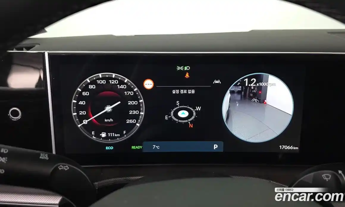 Hyundai Santa Fe 2025 1.6 Автомат в Москве № 517410, фото 8