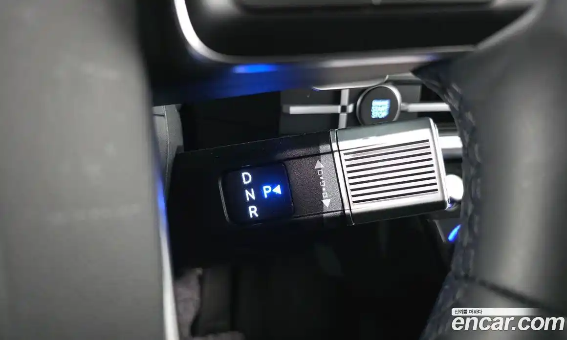 Hyundai Santa Fe 2025 1.6 Автомат в Москве № 517410, фото 9