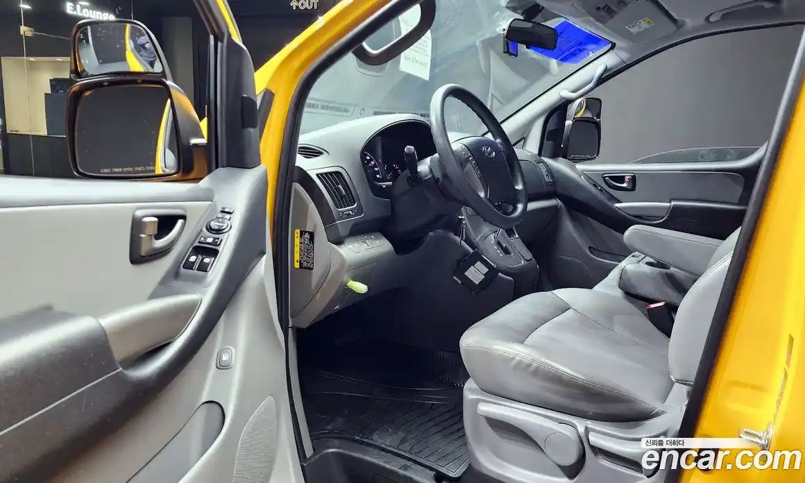 Hyundai Starex 2021 2.4 Автомат в Москве № 517810, фото 11