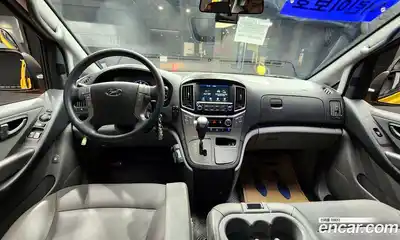 Hyundai Starex 2021 2.4 Автомат в Москве № 517810, миниатюра 7