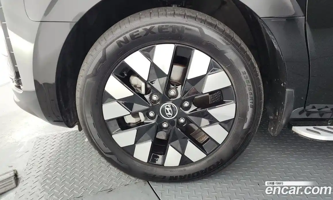 Hyundai Staria 2025 1.6 Автомат в Москве № 518093, фото 5