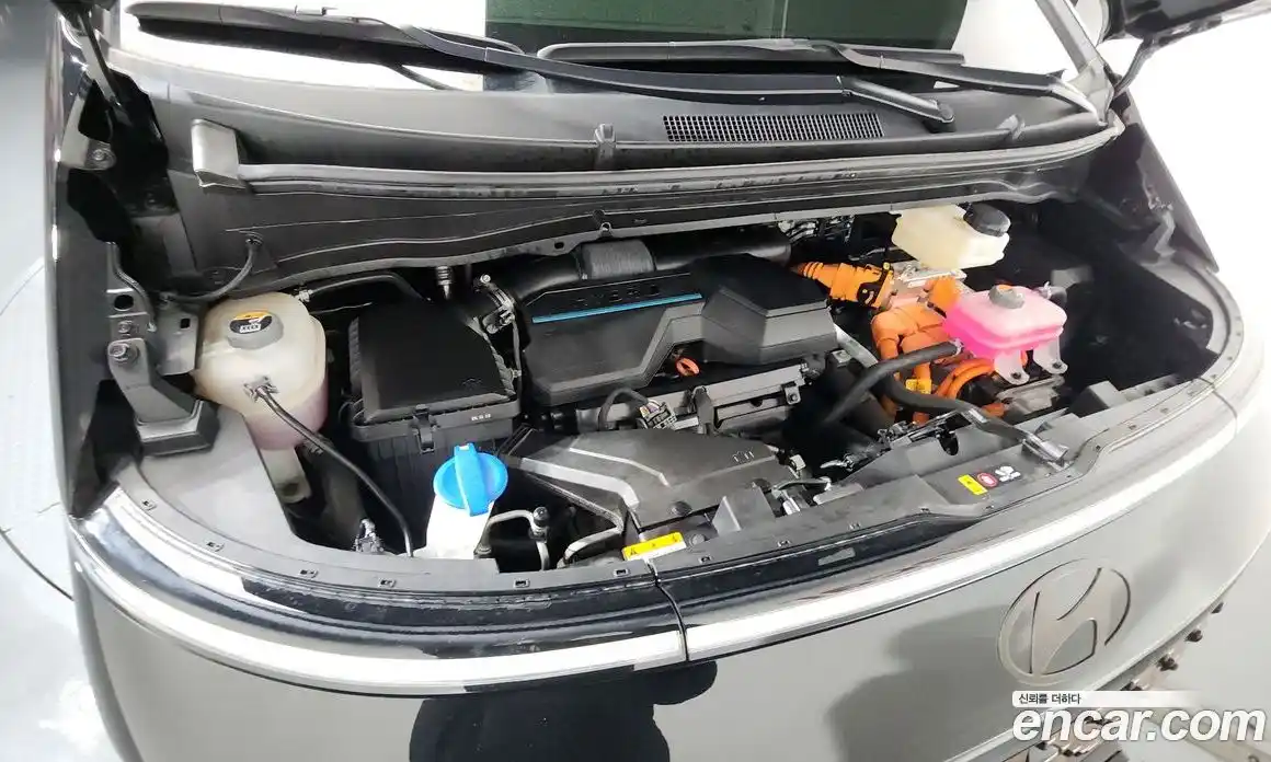 Hyundai Staria 2025 1.6 Автомат в Москве № 518093, фото 6