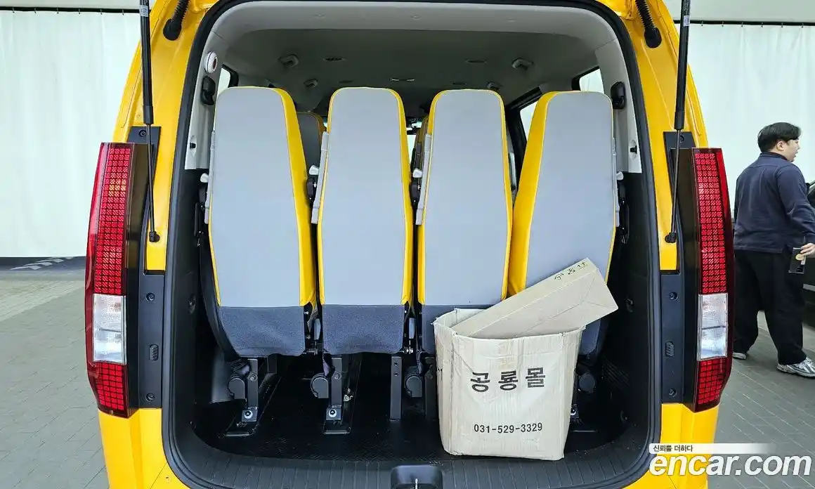 Hyundai Staria 2023 3.5 Автомат в Москве № 518214, фото 20