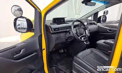 Hyundai Staria 2023 3.5 Автомат в Москве № 518214, миниатюра 10