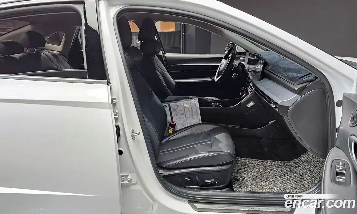 Hyundai Sonata 2024 1.6 Автомат в Москве № 518758, фото 11