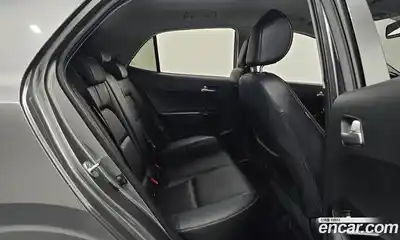 Kia Morning 2023 1.0 Автомат в Москве № 519799, миниатюра 12