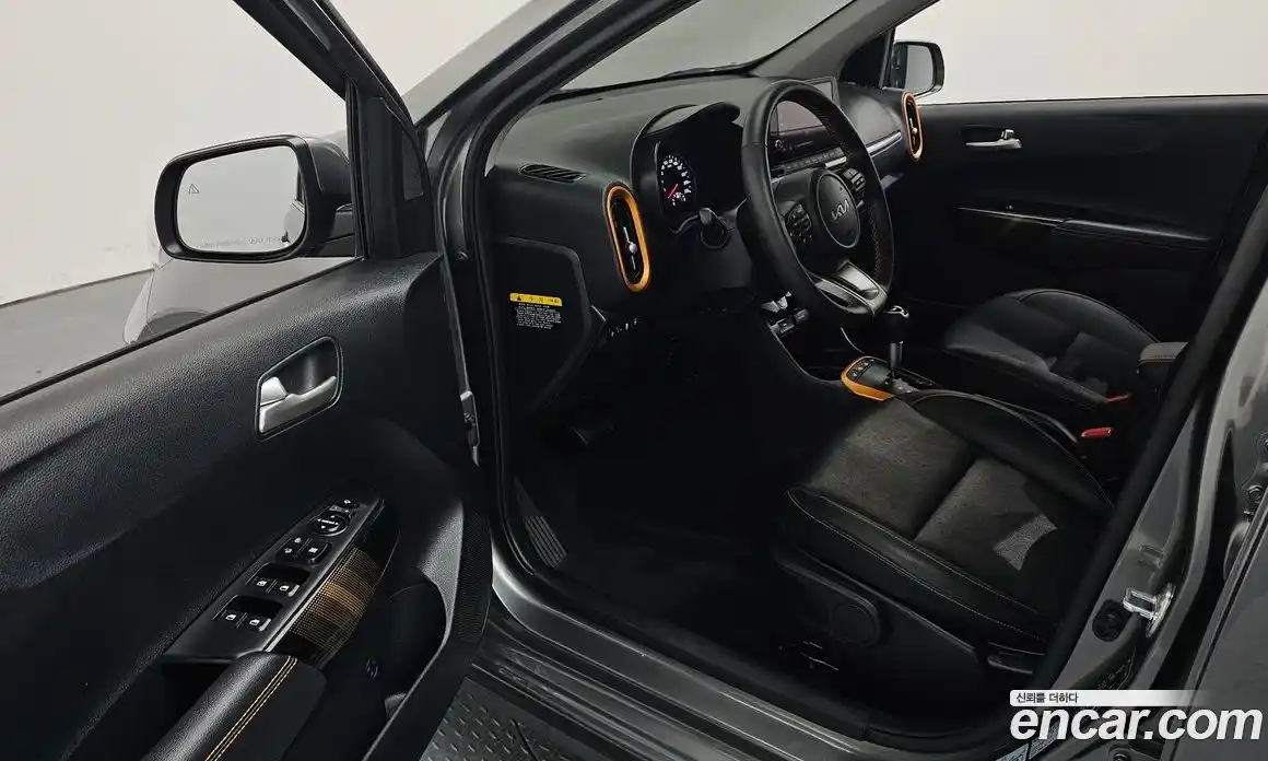 Kia Morning 2023 1.0 Автомат в Москве № 519799, фото 10