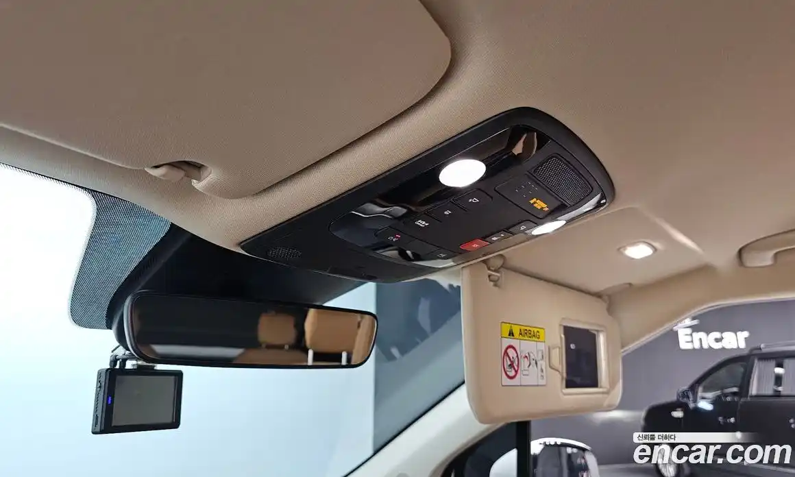 Kia Canival 2023 3.5 Автомат в Москве № 519928, фото 16