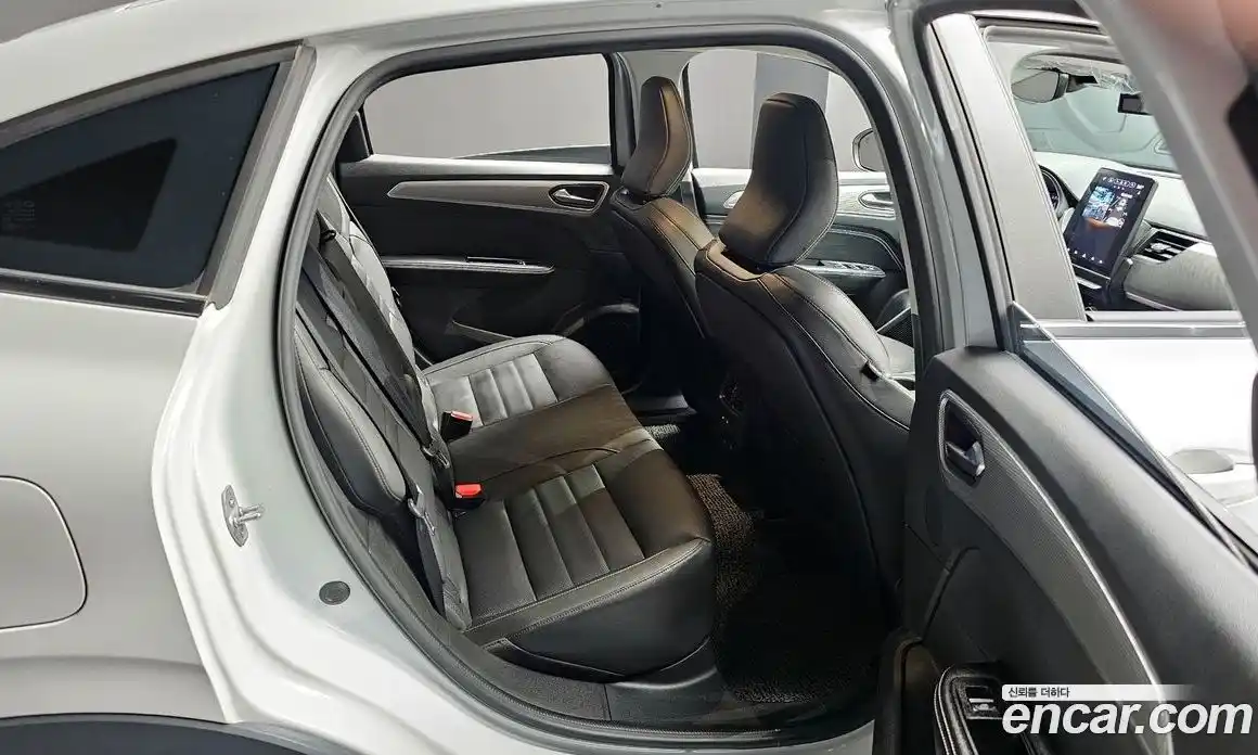 Renault XM3 2023 1.6 Автомат в Москве № 521209, фото 12