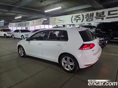 Volkswagen Golf 2016 1.4 Автомат в Москве № 521741, миниатюра 3