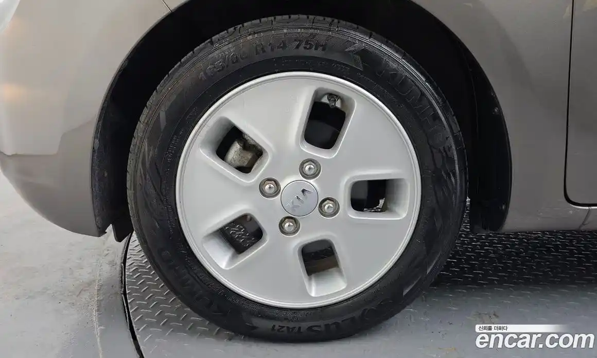 Kia Ray 2021 1.0 Автомат в Москве № 522718, фото 5