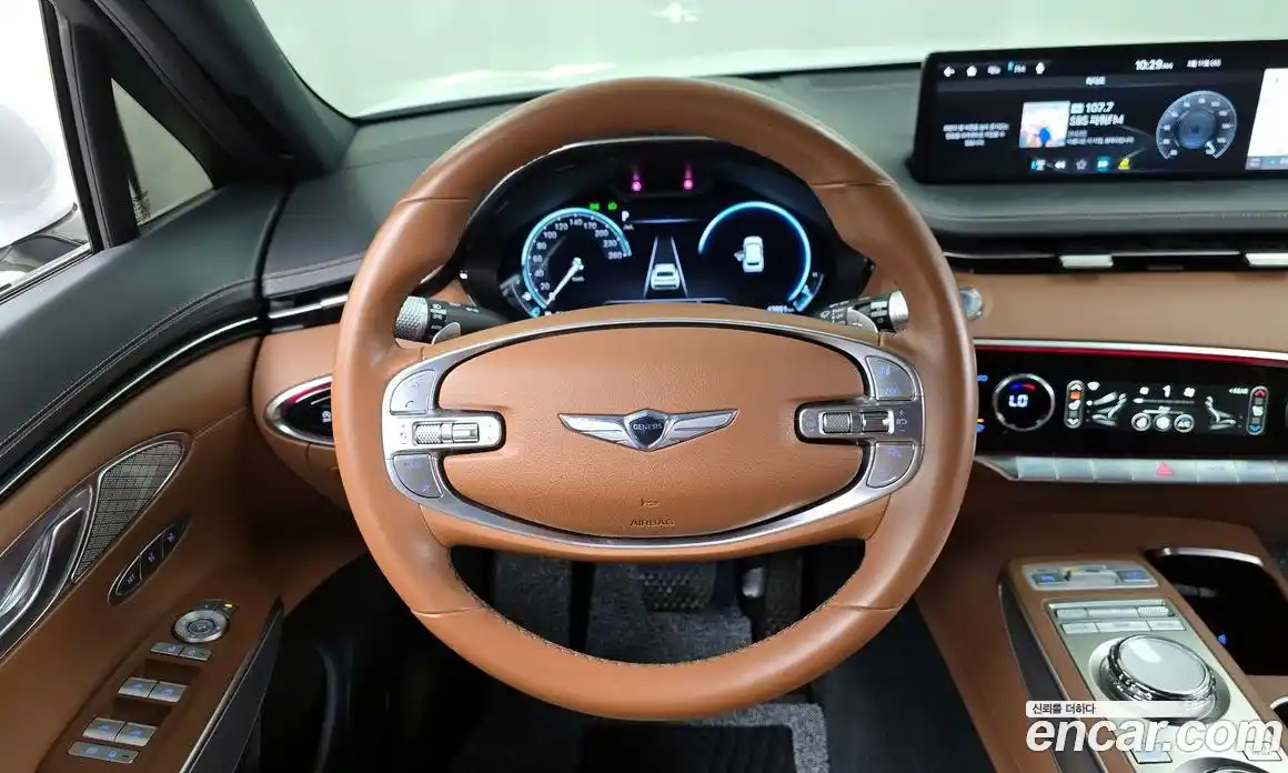 Genesis GV70 2022 2.5 Автомат в Москве № 523756, фото 13