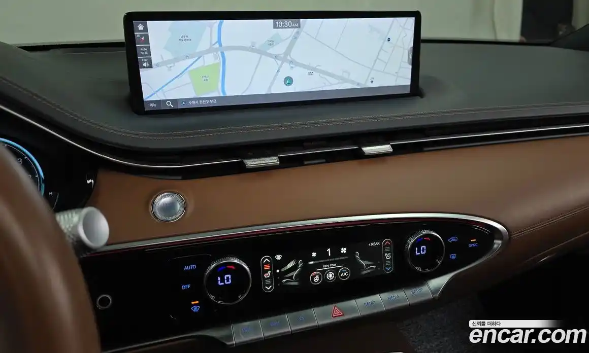 Genesis GV70 2022 2.5 Автомат в Москве № 523756, фото 14