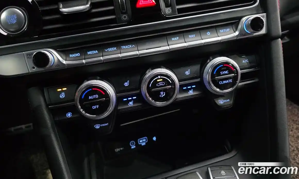 Genesis G70 2020 2.0 Автомат в Москве № 524122, фото 19