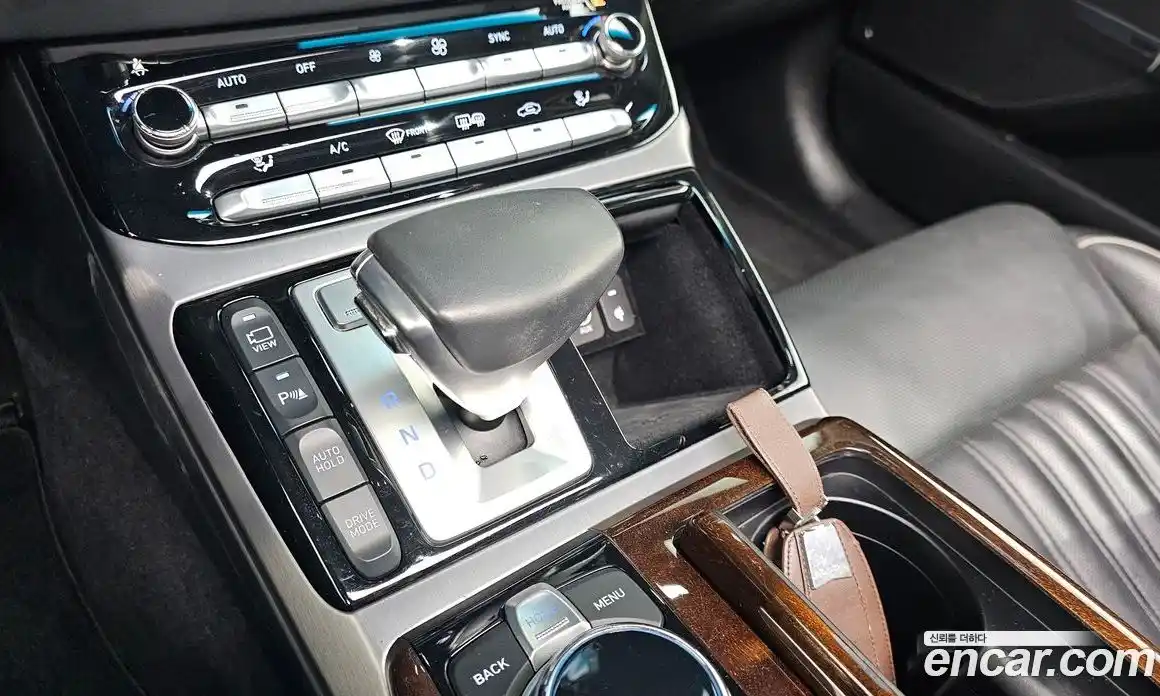 Genesis EQ900 2017 3.8 Автомат в Москве № 524125, фото 9