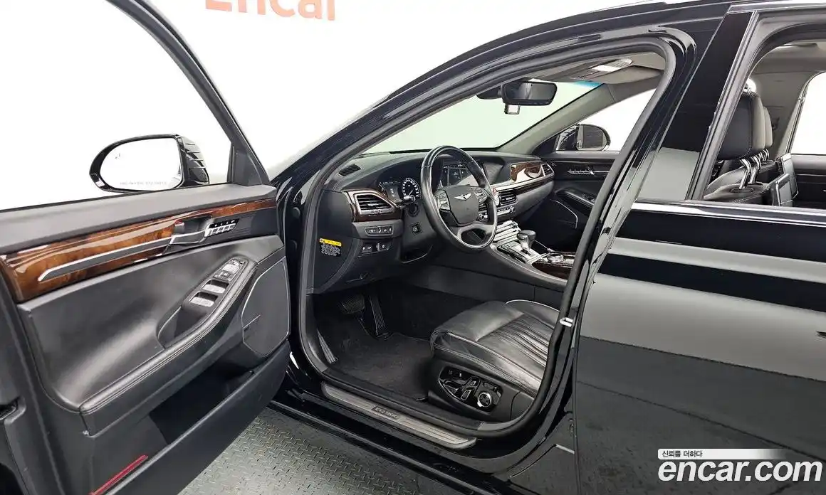 Genesis EQ900 2017 3.8 Автомат в Москве № 524125, фото 10