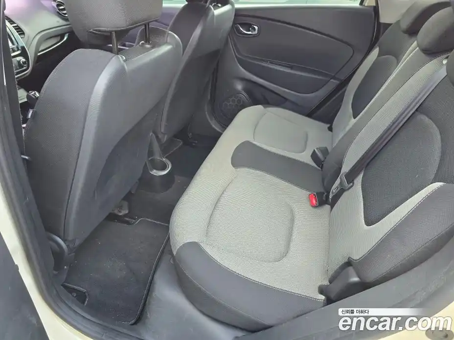 Renault QM3 2014 1.5 Вариатор в Москве № 524561, фото 16