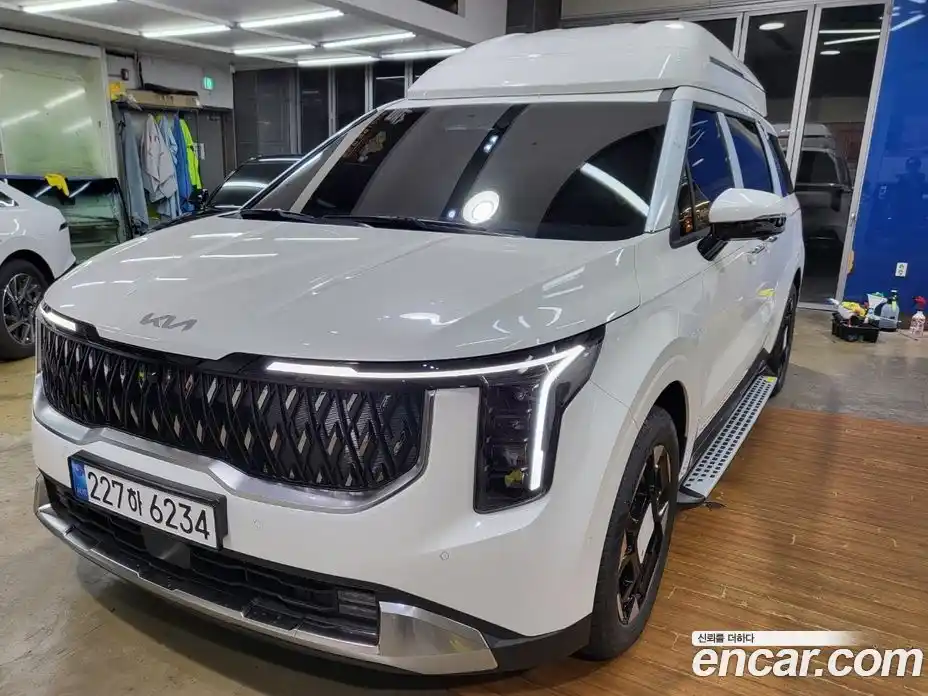 Kia Canival 2026 1.6 Автомат в Москве № 52681, фото 1