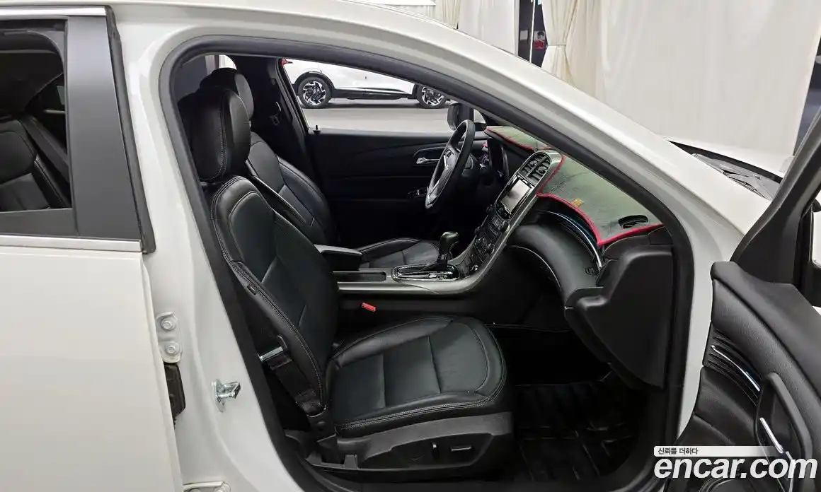 Chevrolet Malibu 2015 2.0 Автомат в Москве № 528137, фото 10