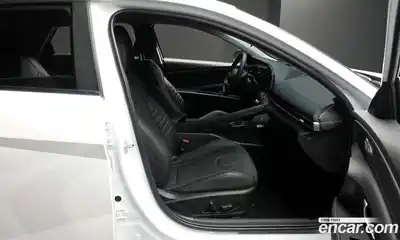 Hyundai Avante 2024 1.6 Автомат в Москве № 529404, миниатюра 10