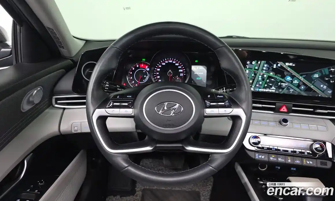 Hyundai Avante 2023 1.6 Автомат в Москве № 529964, фото 14