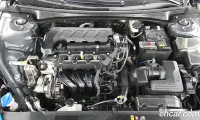 Hyundai Avante 2023 1.6 Автомат в Москве № 529964, миниатюра 6