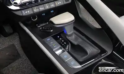 Hyundai Avante 2023 1.6 Автомат в Москве № 529964, миниатюра 9