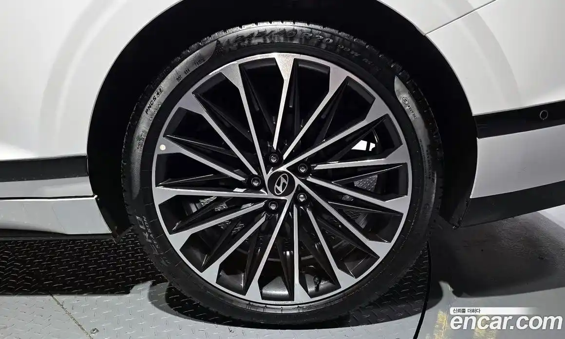 Hyundai Grandeur 2024 1.6 Автомат в Москве № 530138, фото 5