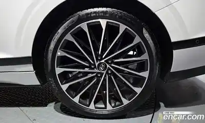 Hyundai Grandeur 2024 1.6 Автомат в Москве № 530138, миниатюра 5