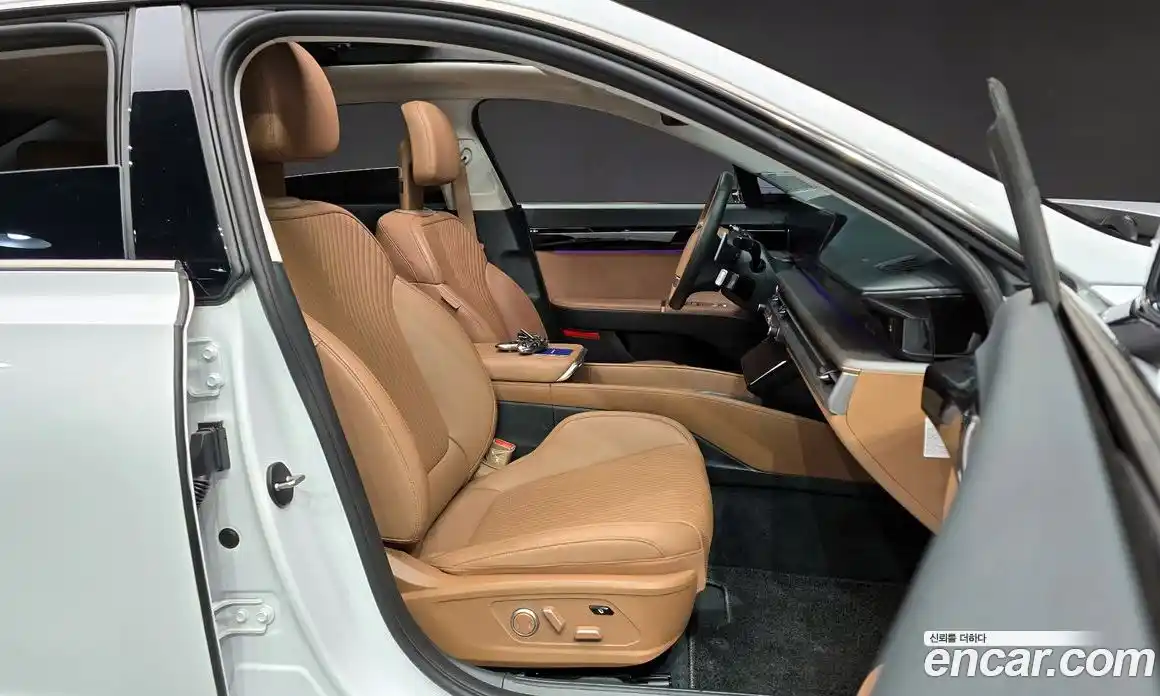 Hyundai Grandeur 2024 1.6 Автомат в Москве № 530138, фото 10