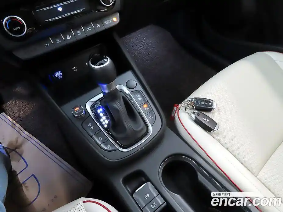 Hyundai Kona 2023 1.6 Автомат в Москве № 530235, фото 14