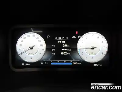 Hyundai Kona 2023 1.6 Автомат в Москве № 530235, миниатюра 10