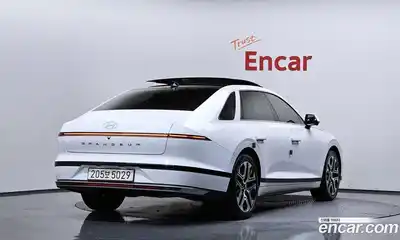 Hyundai Grandeur 2023 3.5 Автомат в Москве № 530810, миниатюра 2