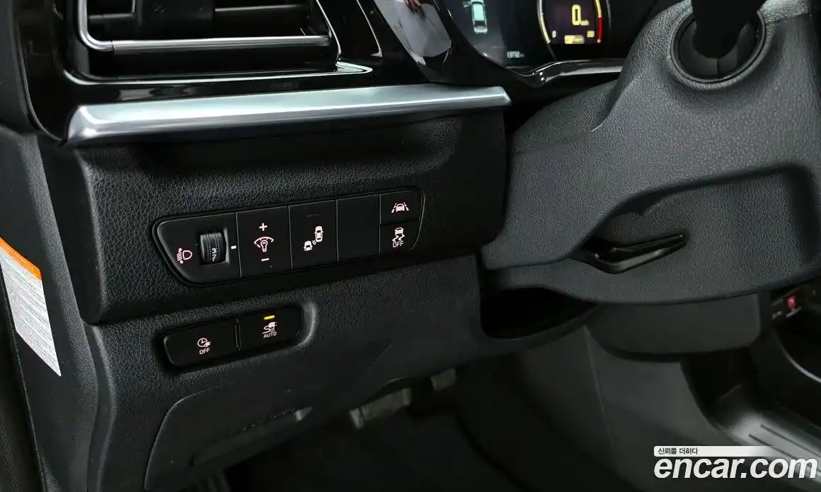 Kia Niro 2022 0.1 Автомат в Москве № 532254, фото 16