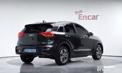 Kia Niro 2022 0.1 Автомат в Москве № 532254, миниатюра 2