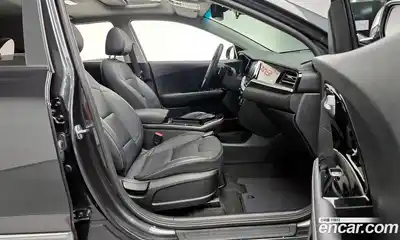 Kia Niro 2022 0.1 Автомат в Москве № 532254, миниатюра 10