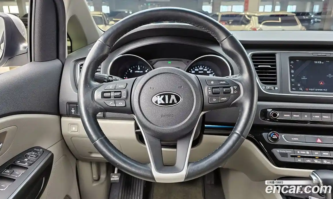 Kia Canival 2020 2.2 Автомат в Москве № 532608, фото 13