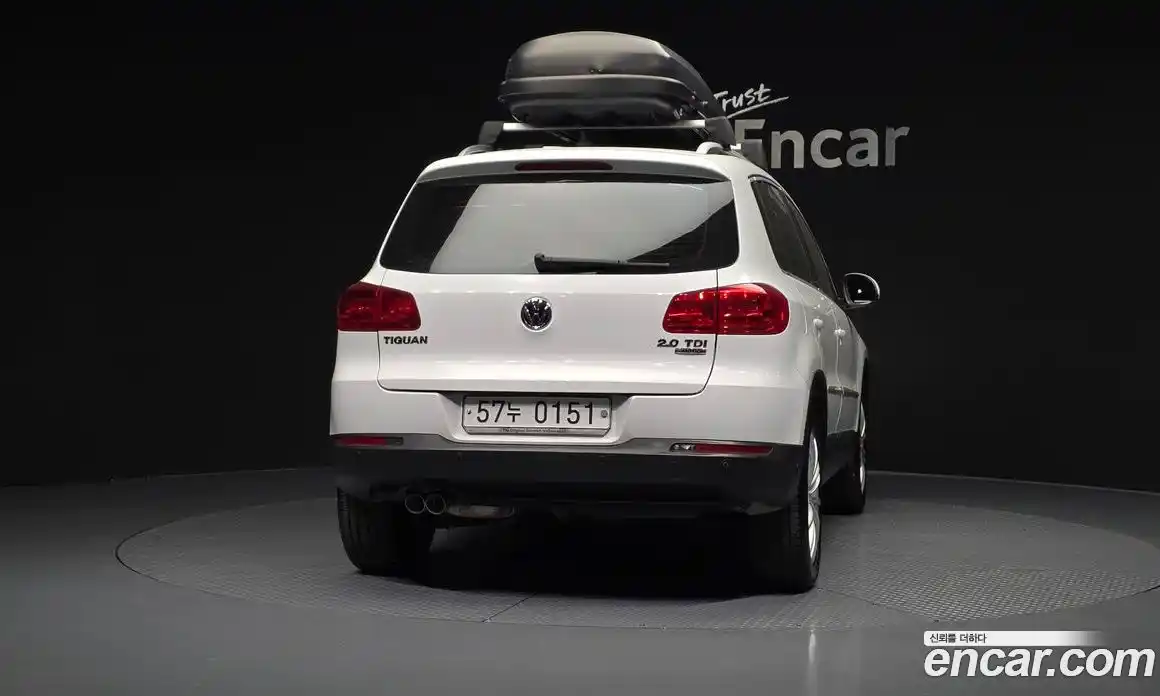 Volkswagen Tiguan 2016 2.0 Автомат в Москве № 533470, фото 4