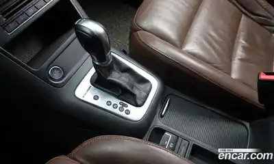 Volkswagen Tiguan 2016 2.0 Автомат в Москве № 533470, миниатюра 9