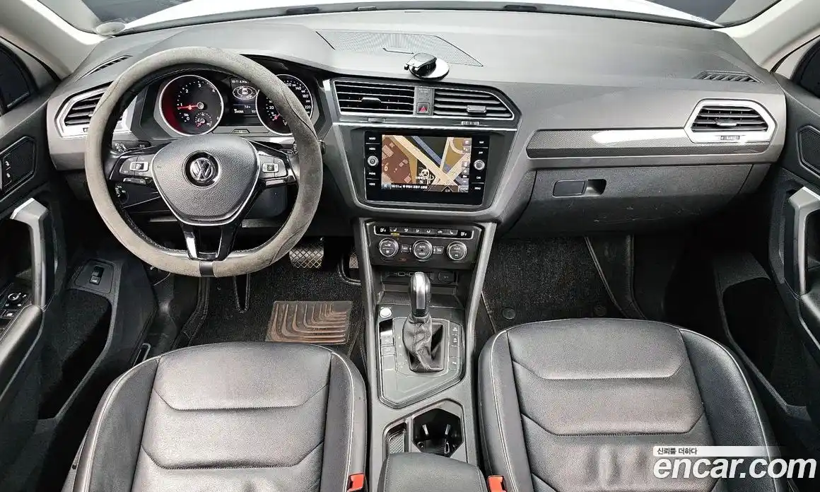 Volkswagen Tiguan 2020 2.0 Автомат в Москве № 533645, фото 7