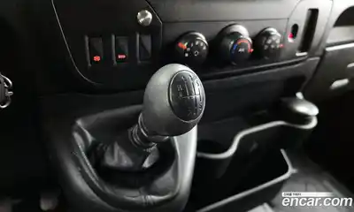 Renault Master 2020 2.3 Механическая в Москве № 533878, миниатюра 9