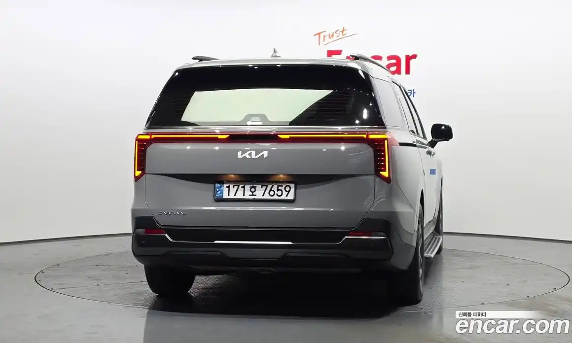 Kia Canival 2024 2.2 Автомат в Москве № 534462, фото 4