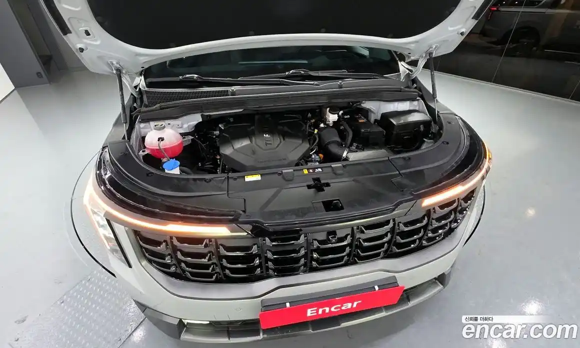 Kia Canival 2024 2.2 Автомат в Москве № 534462, фото 6