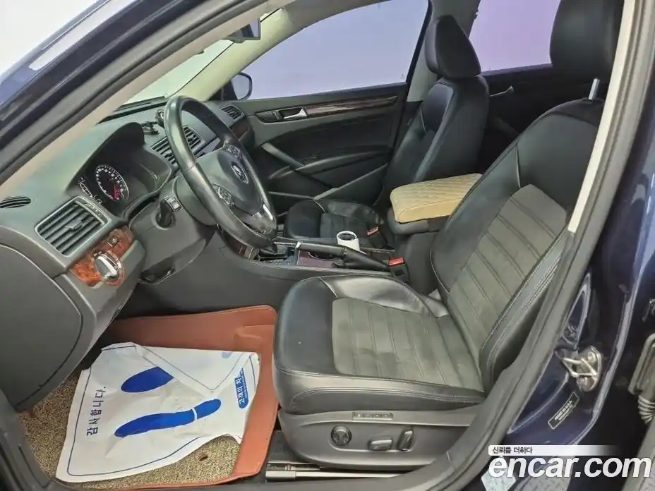 Volkswagen Passat 2013 2.0 Автомат в Москве № 534494, фото 11