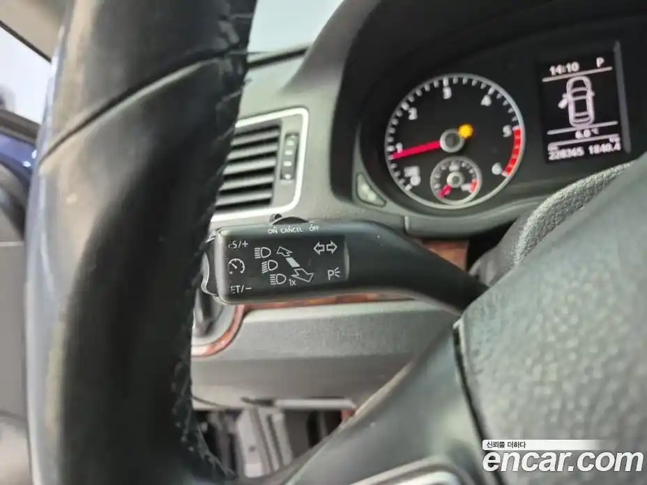 Volkswagen Passat 2013 2.0 Автомат в Москве № 534494, фото 15